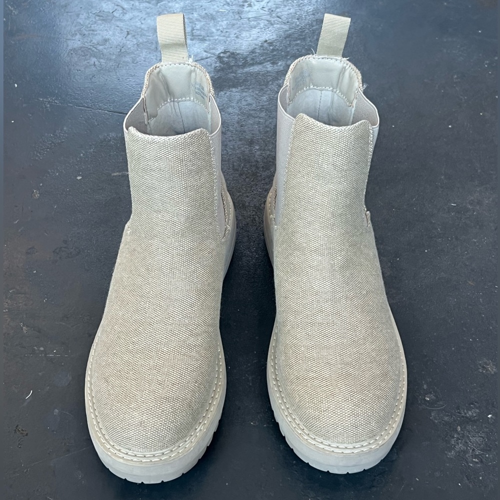 Taupe tan ankle boots